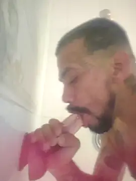 Cnutt310 online show from 11/02/25, 06:18