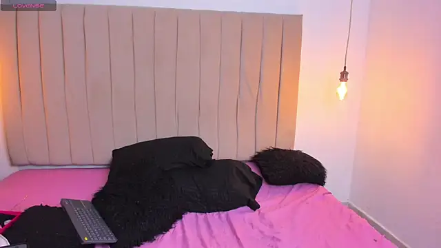 ana foxi online show from 10/03/25, 04:58