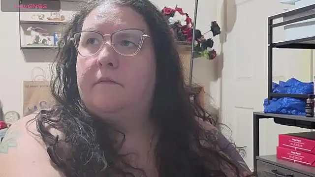 emberlynnix online show from 10/08/25, 04:14