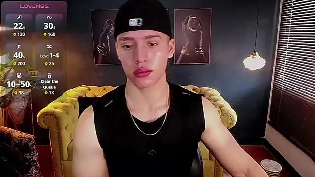 Snapshot of deivid_parker chatting on 09/30/25, 02:45 deivid parker online show from 09/30/25, 02:45