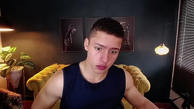 Snapshot of deivid_parker chatting on 09/20/25, 01:49 deivid parker online show from 09/20/25, 01:49