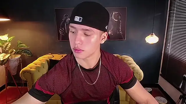 Snapshot of deivid_parker chatting on 10/04/25, 01:34 deivid parker online show from 10/04/25, 01:34