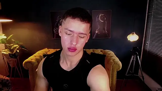 Snapshot of deivid_parker chatting on 10/25/25, 01:45 deivid parker online show from 10/25/25, 01:45