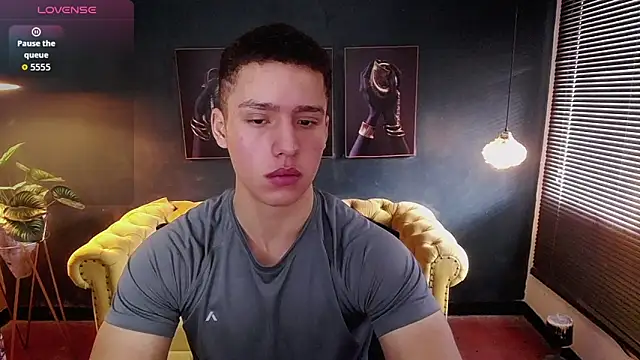 Snapshot of deivid_parker chatting on 12/03/25, 02:16 deivid parker online show from 12/03/25, 02:16