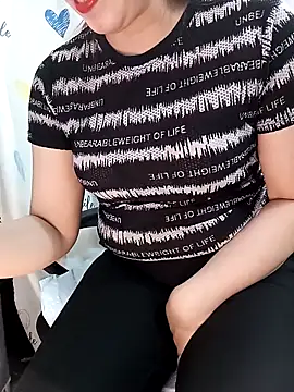 Ariana-Vy online show from 02/26/26, 12:10