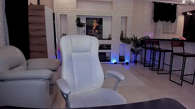 Snapshot of MariemLui chatting on 06/25/26, 02:33 MariemLui online show from 06/25/26, 02:33