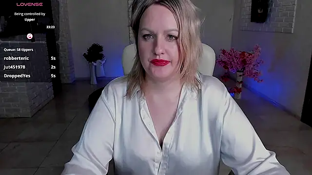 MariemLui online show from 11/20/25, 08:09