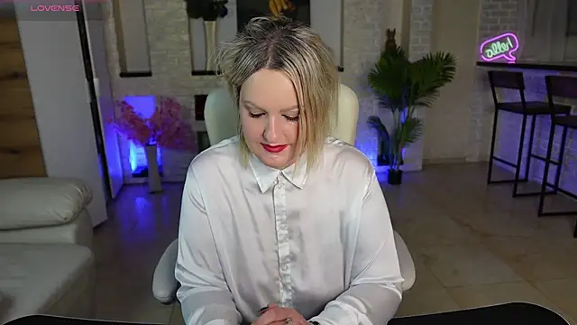 MariemLui online show from 03/21/26, 04:00