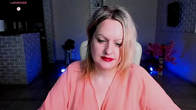 MariemLui online show from 11/16/25, 03:17