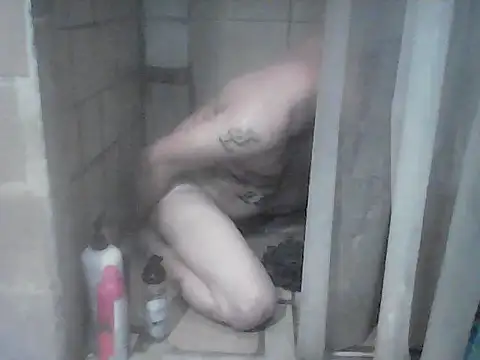 Twoslipperywhenwett online show from 03/18/26, 02:08