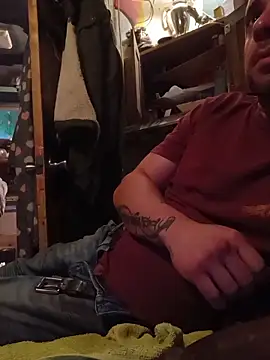 Twoslipperywhenwett online show from 11/18/25, 06:44