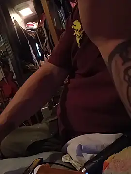 Snapshot of Twoslipperywhenwett chatting on 11/10/25, 04:45 Twoslipperywhenwett online show from 11/10/25, 04:45