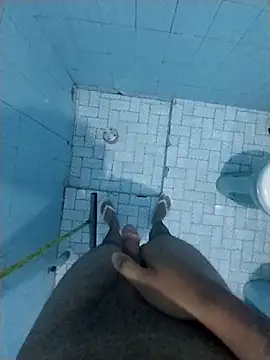 Snapshot of Novinhoamacoroas1002 chatting on 11/13/25, 10:35 Novinhoamacoroas1002 online show from 11/13/25, 10:35