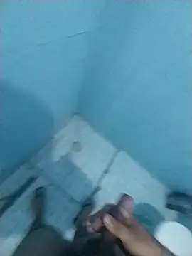 Snapshot of Novinhoamacoroas1002 chatting on 03/18/26, 05:47 Novinhoamacoroas1002 online show from 03/18/26, 05:47