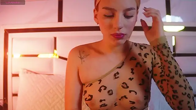 ambar rosse25 online show from 02/03/26, 11:48