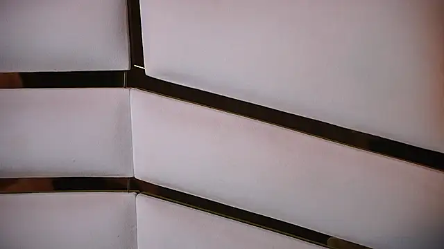 ambar rosse25 online show from 02/21/26, 11:45