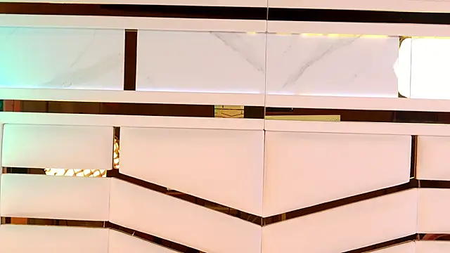 ambar rosse25 online show from 11/30/25, 11:44