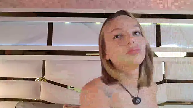 ambar rosse25 online show from 10/04/25, 11:45