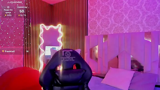 LIHIAN TAY online show from 10/28/25, 03:51