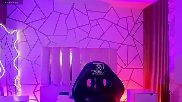 LIHIAN TAY online show from 03/30/26, 03:19