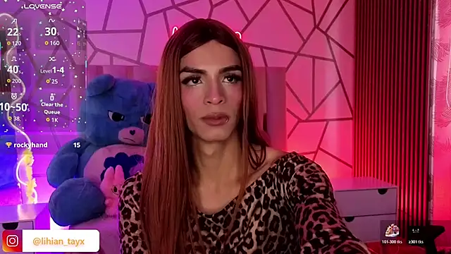 LIHIAN TAY online show from 10/25/25, 04:07