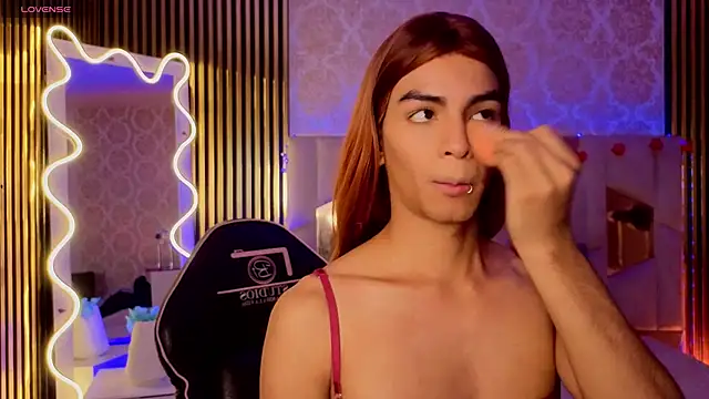 LIHIAN TAY online show from 03/16/26, 12:42