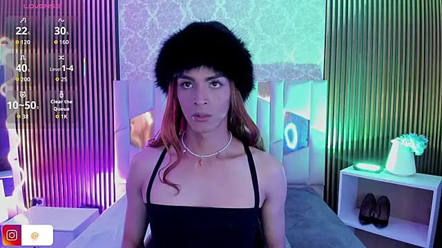 LIHIAN TAY online show from 11/09/25, 04:05