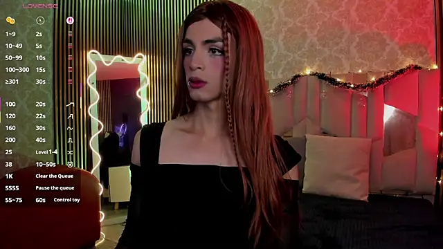 LIHIAN TAY online show from 11/22/25, 04:33