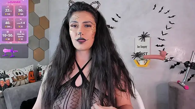 saritass  online show from 10/30/25, 02:32