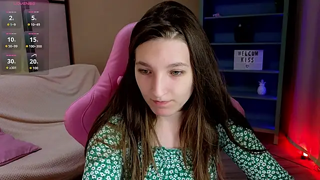 Mia Myles online show from 09/30/25, 10:21