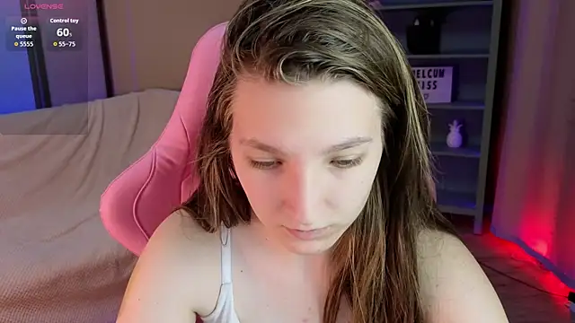 Mia Myles online show from 09/24/25, 10:11