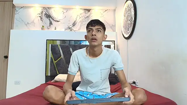 PRETTY SEX1 online show from 12/05/25, 06:01