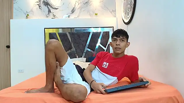 PRETTY SEX1 online show from 11/14/25, 01:26