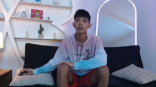 PRETTY SEX1 online show from 10/01/25, 01:15