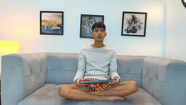 PRETTY SEX1 online show from 12/16/25, 01:37