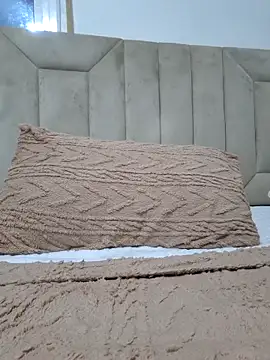 rousaa online show from 12/02/25, 11:39