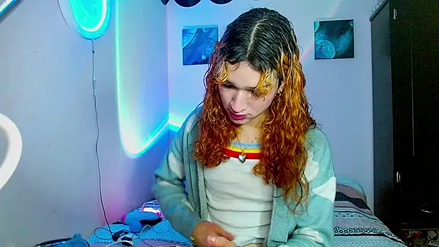 Snapshot of meghan_devil_ chatting on 10/22/25, 10:08 meghan devil  online show from 10/22/25, 10:08