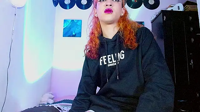 Snapshot of meghan_devil_ chatting on 09/13/25, 06:13 meghan devil  online show from 09/13/25, 06:13