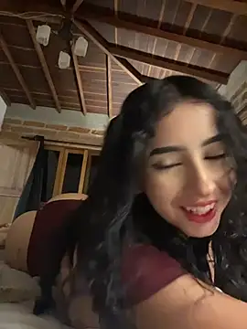 Snapshot of RosseMelody chatting on 06/17/26, 02:55 RosseMelody online show from 06/17/26, 02:55