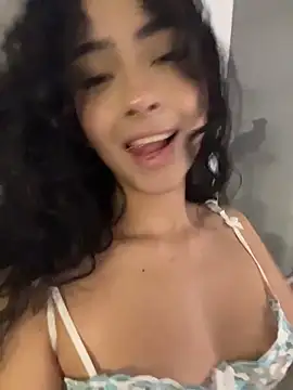 Snapshot of RosseMelody chatting on 02/12/26, 03:17 RosseMelody online show from 02/12/26, 03:17