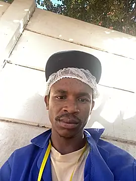 Snapshot of Minathi25410 chatting on 04/26/26, 06:54 Minathi25410 online show from 04/26/26, 06:54