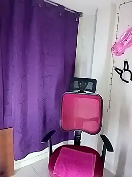 angierot2025 online show from 11/28/25, 03:28