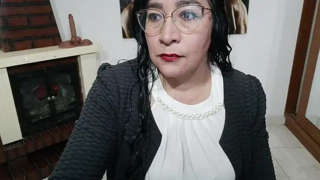 Grace mature milf online show from 04/13/26, 11:36