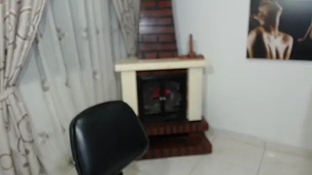Snapshot of Grace_mature_milf chatting on 09/30/25, 10:21 Grace mature milf online show from 09/30/25, 10:21