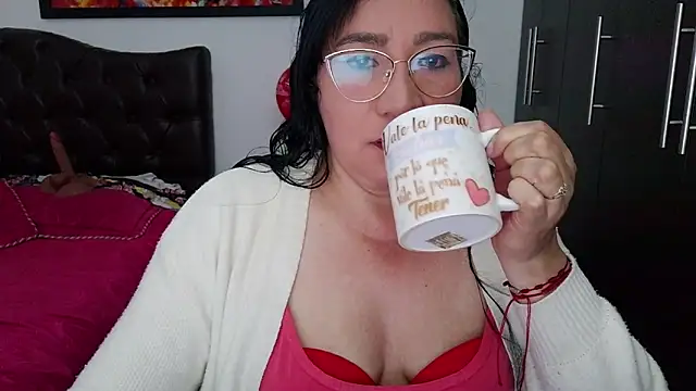 Snapshot of Grace_mature_milf chatting on 07/15/26, 10:22 Grace mature milf online show from 07/15/26, 10:22