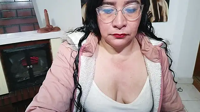 Grace mature milf online show from 05/18/26, 11:48