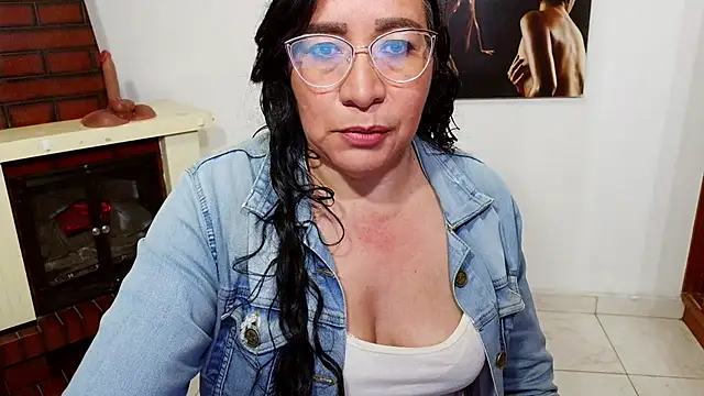 Snapshot of Grace_mature_milf chatting on 11/05/25, 10:18 Grace mature milf online show from 11/05/25, 10:18