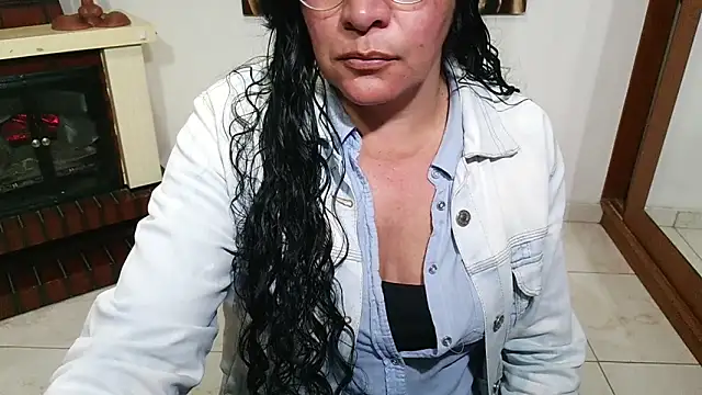 Snapshot of Grace_mature_milf chatting on 12/16/25, 10:08 Grace mature milf online show from 12/16/25, 10:08