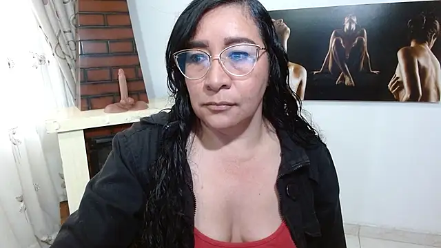 Snapshot of Grace_mature_milf chatting on 10/27/25, 11:22 Grace mature milf online show from 10/27/25, 11:22