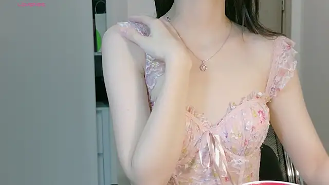 Ryeon 99 online show from 04/18/26, 03:20